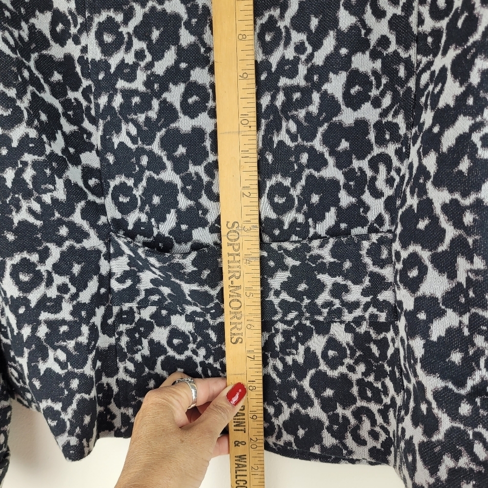 eci New York black and grey leopard print cropped lady jacket mandarin collar 10 - Picture 5 of 13